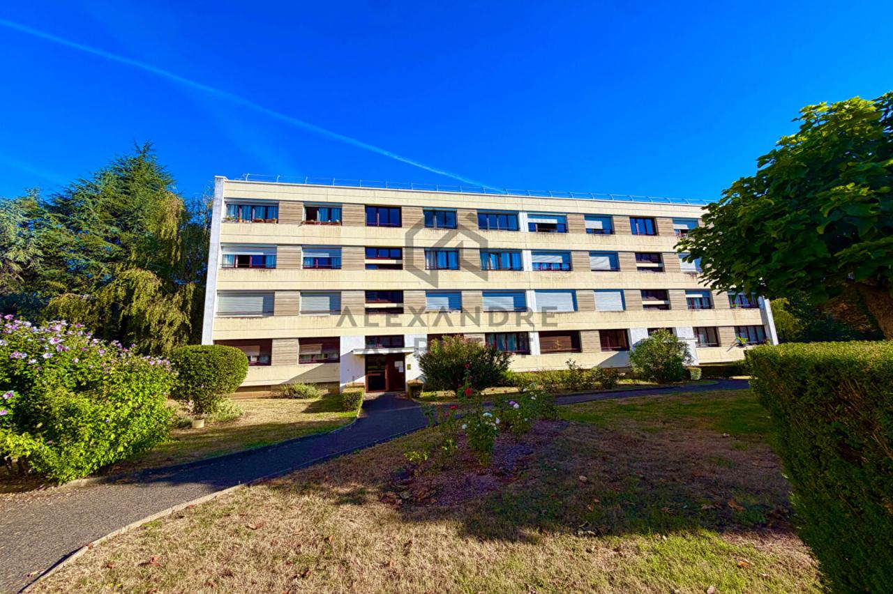 Appartement 3 pièces 69 m² · à Brunoy · 69 m² · 149 000 €