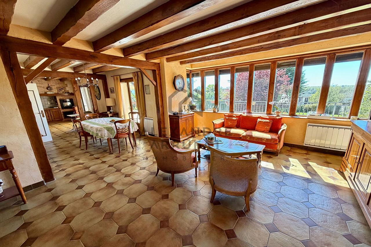 Maison 7&nbsp;pièces VARENNES JARCY
