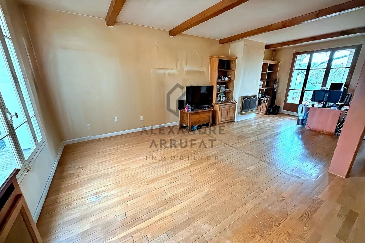 Maison 6&nbsp;pièces QUINCY SOUS SENART