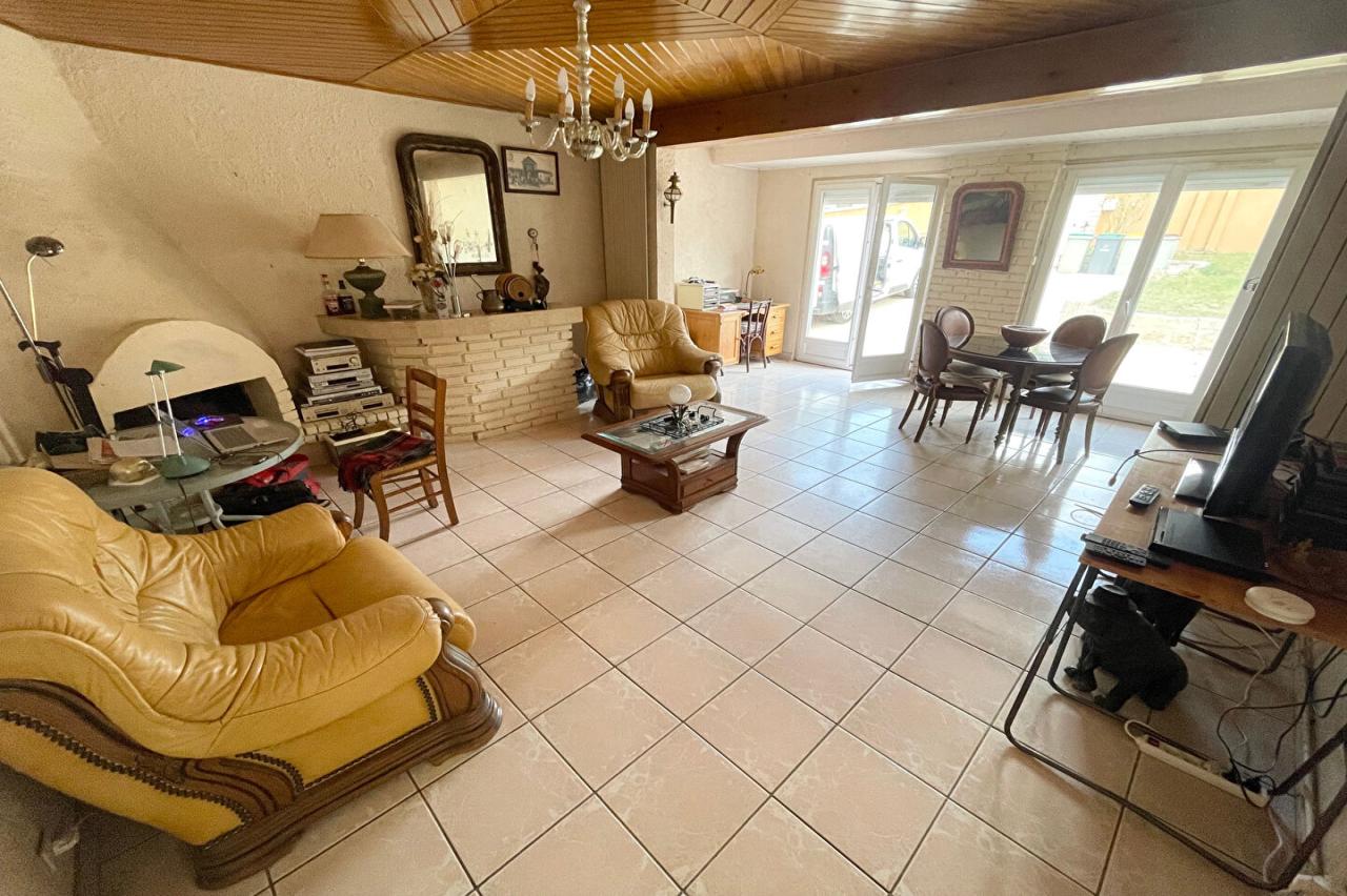 Maison 5&nbsp;pièces VARENNES JARCY