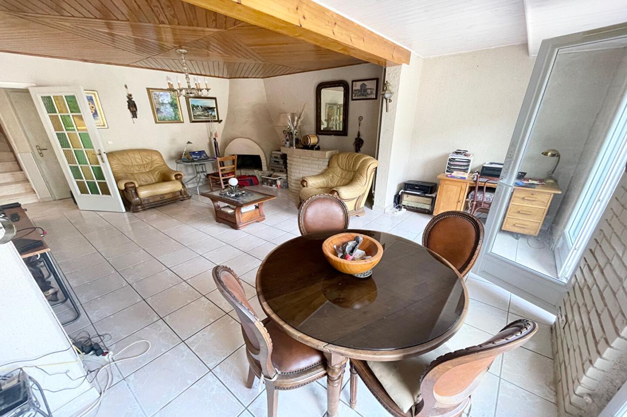 Maison 5&nbsp;pièces VARENNES JARCY