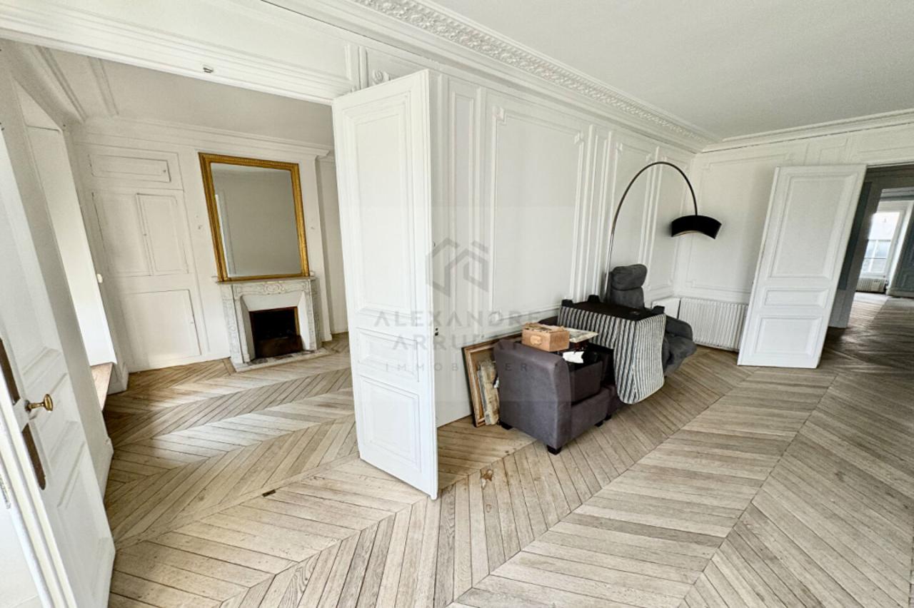 Appartement 4&nbsp;pièces PARIS