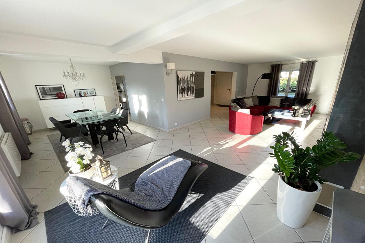 Maison 7&nbsp;pièces ETIOLLES