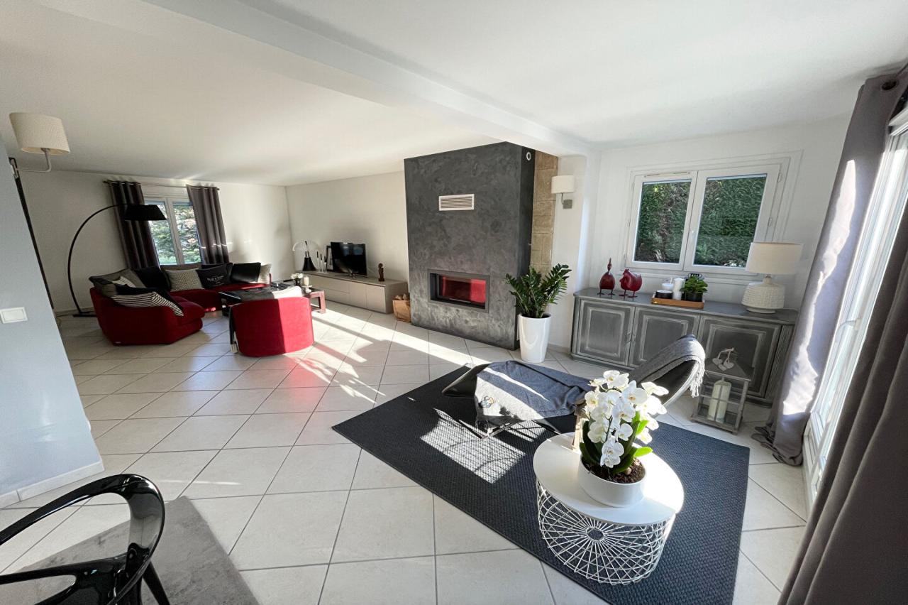 Maison 7&nbsp;pièces ETIOLLES