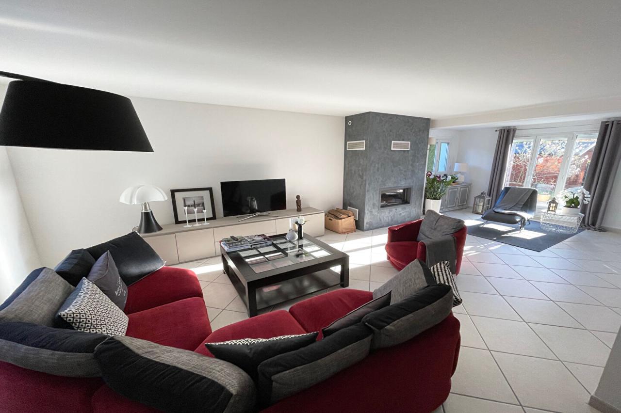 Maison 7&nbsp;pièces ETIOLLES