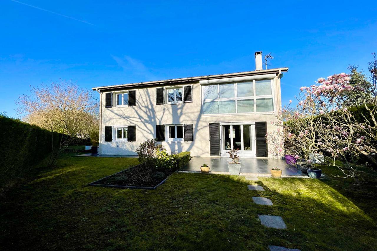 Maison 7&nbsp;pièces ETIOLLES