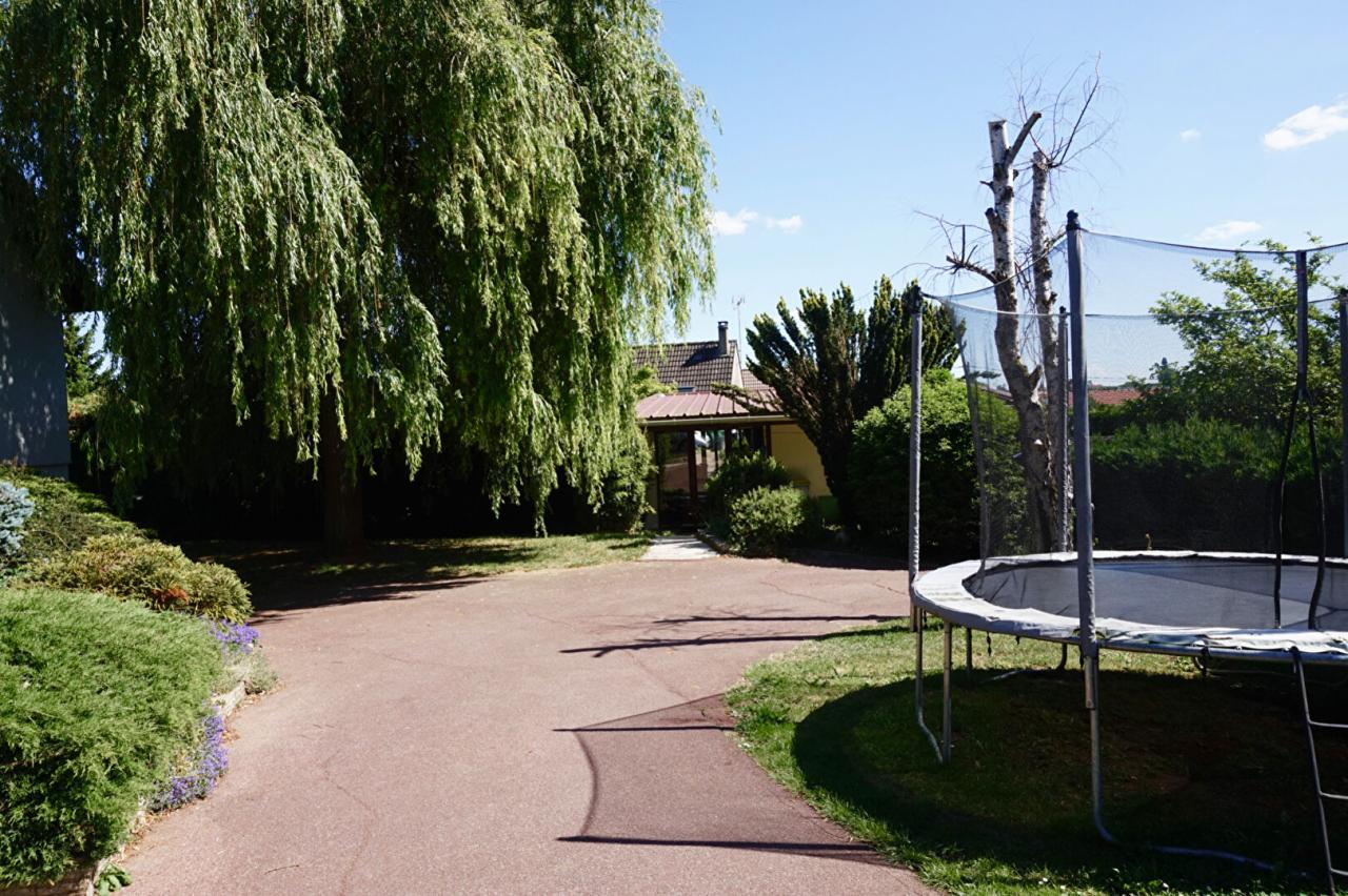 Maison 8&nbsp;pièces VILLECRESNES