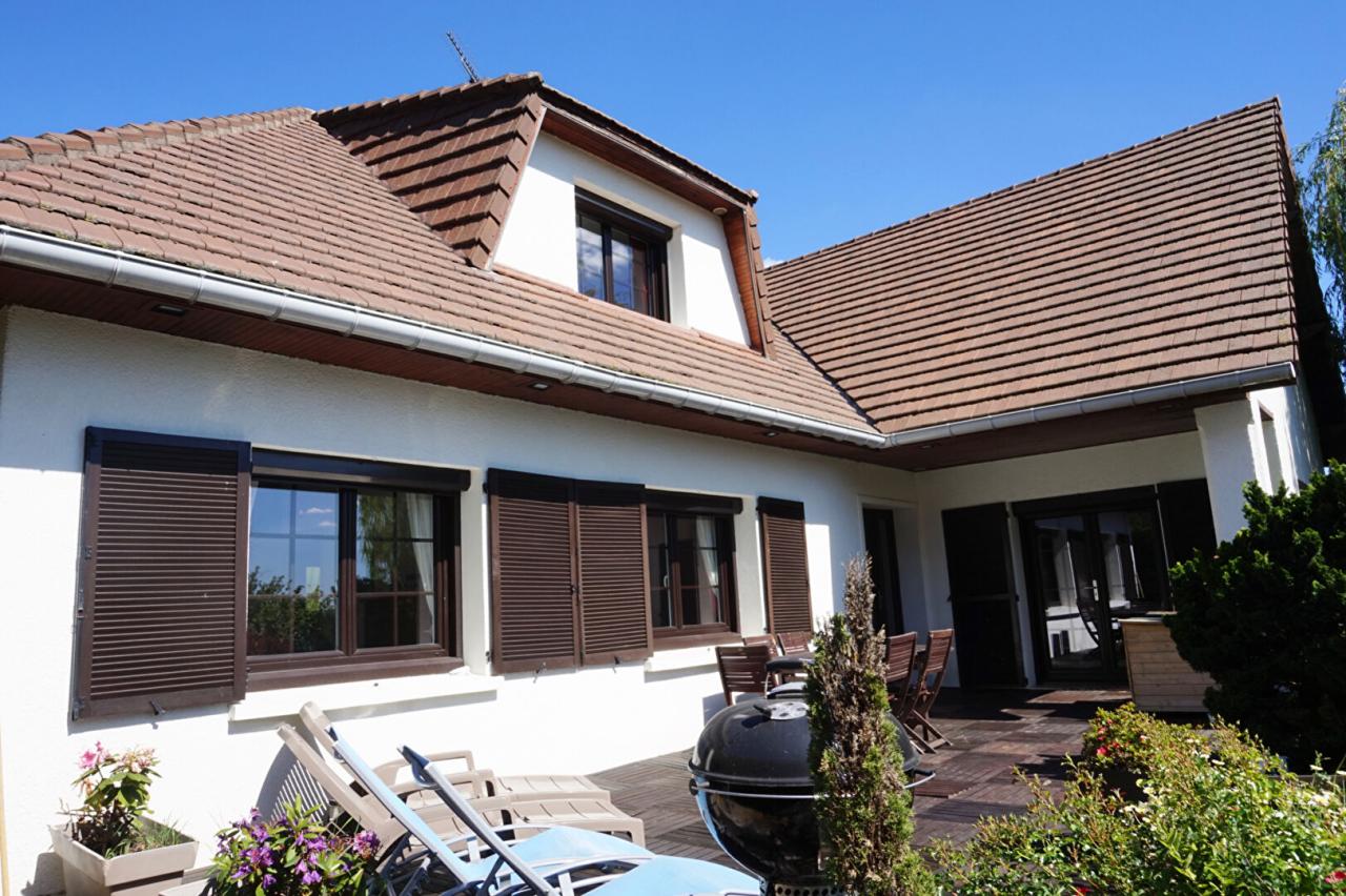 Maison 8&nbsp;pièces VILLECRESNES