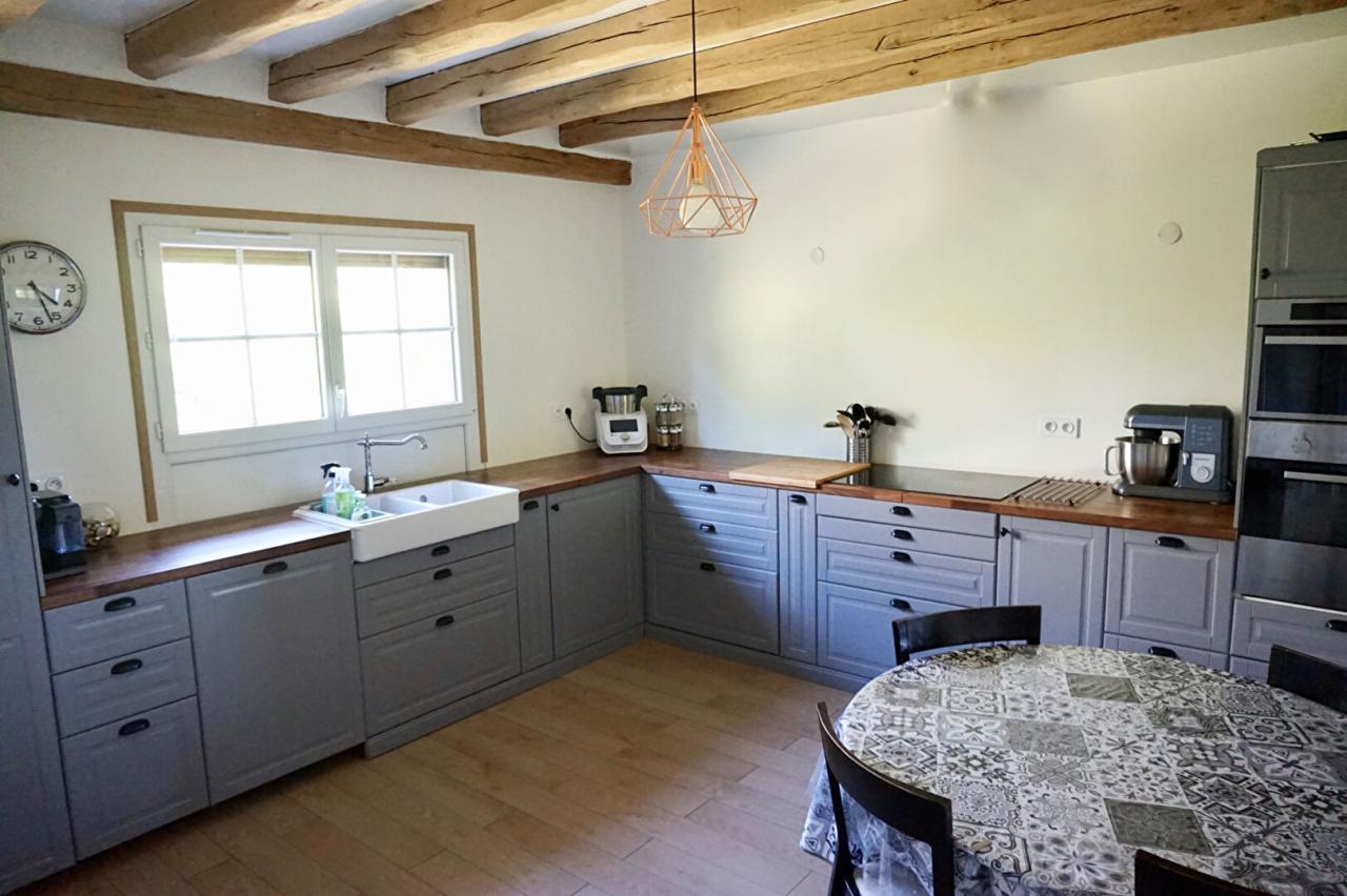 Maison 8&nbsp;pièces VILLECRESNES