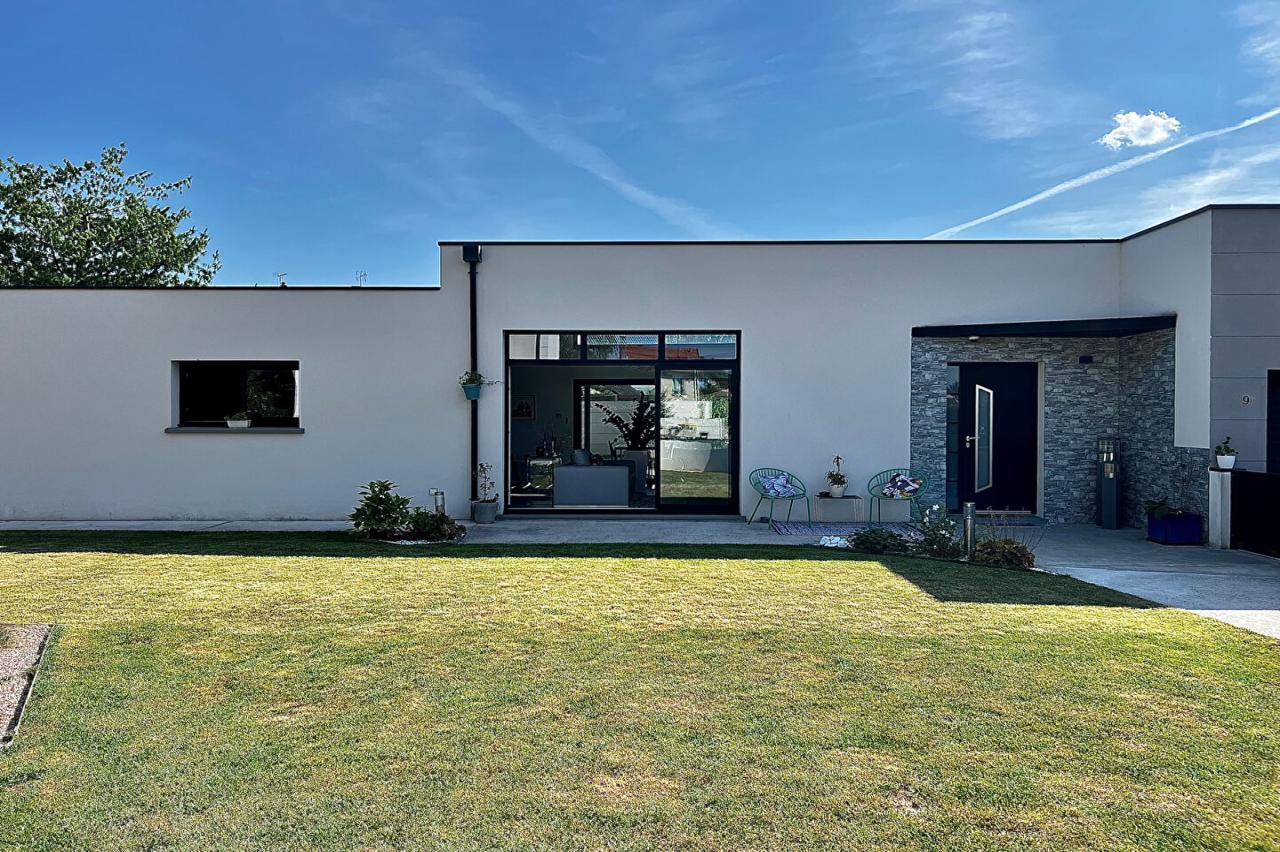 Maison 7&nbsp;pièces COMBS LA VILLE