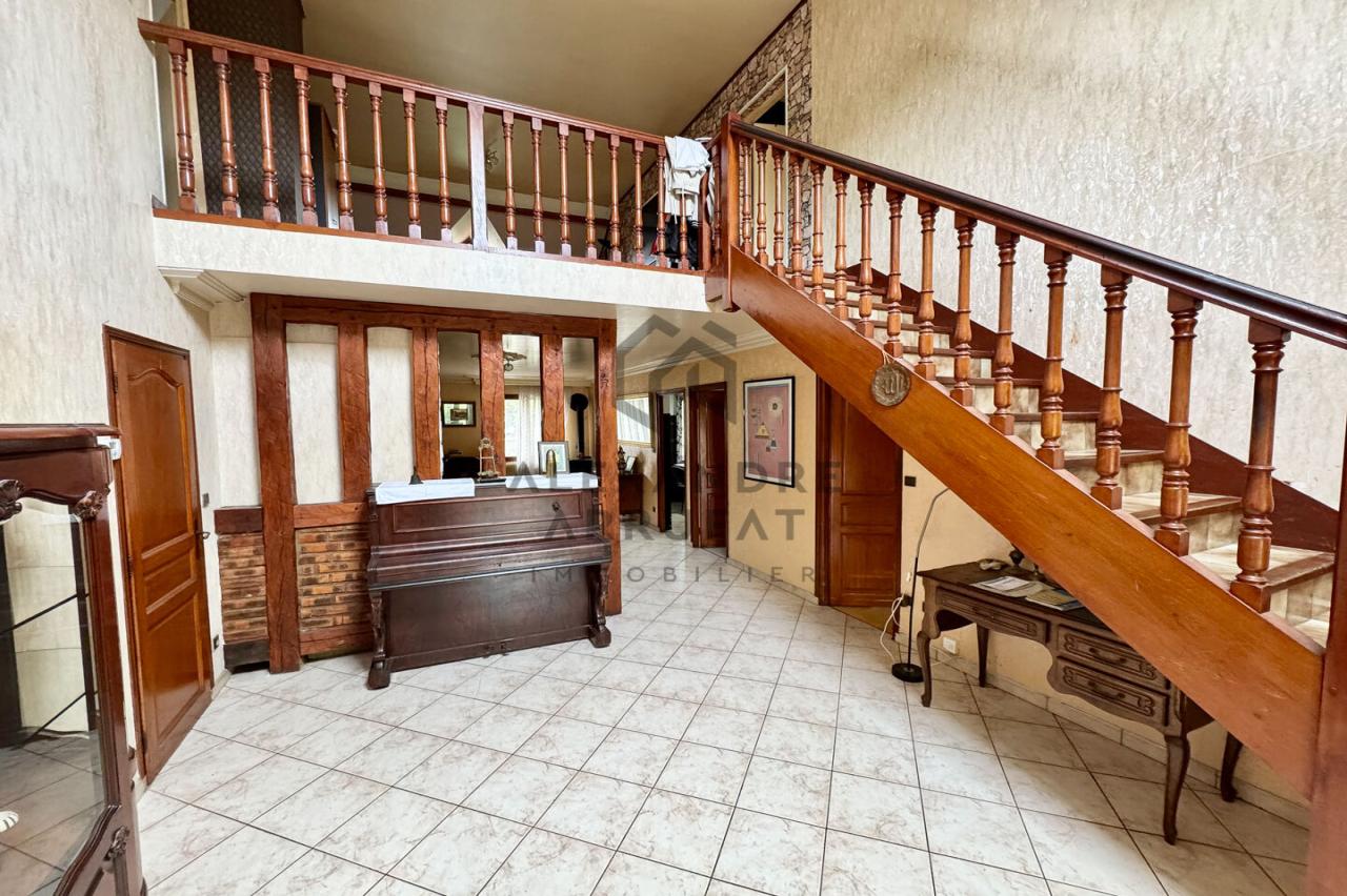 Maison 7&nbsp;pièces QUINCY SOUS SENART