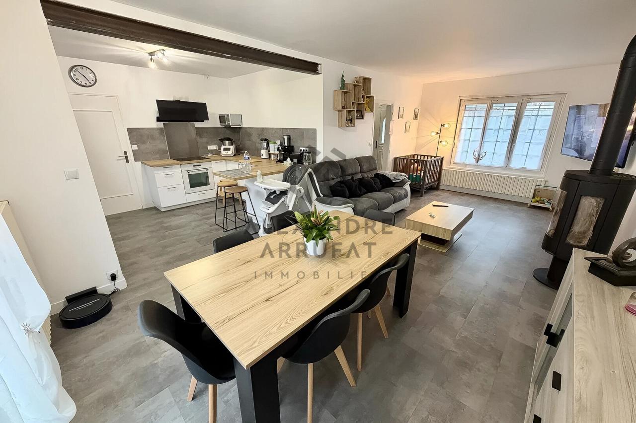 Maison 5&nbsp;pièces COMBS LA VILLE