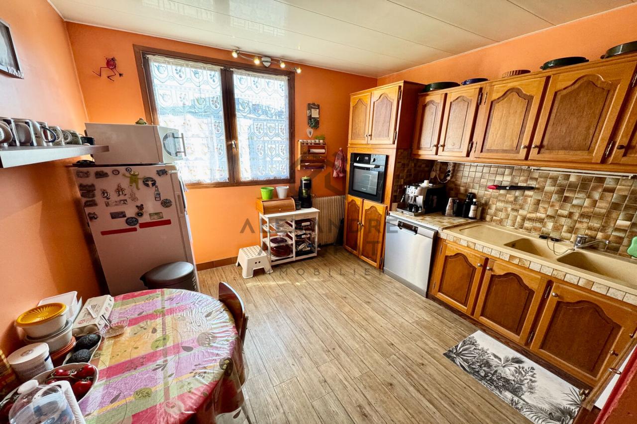 Maison 6&nbsp;pièces COMBS LA VILLE