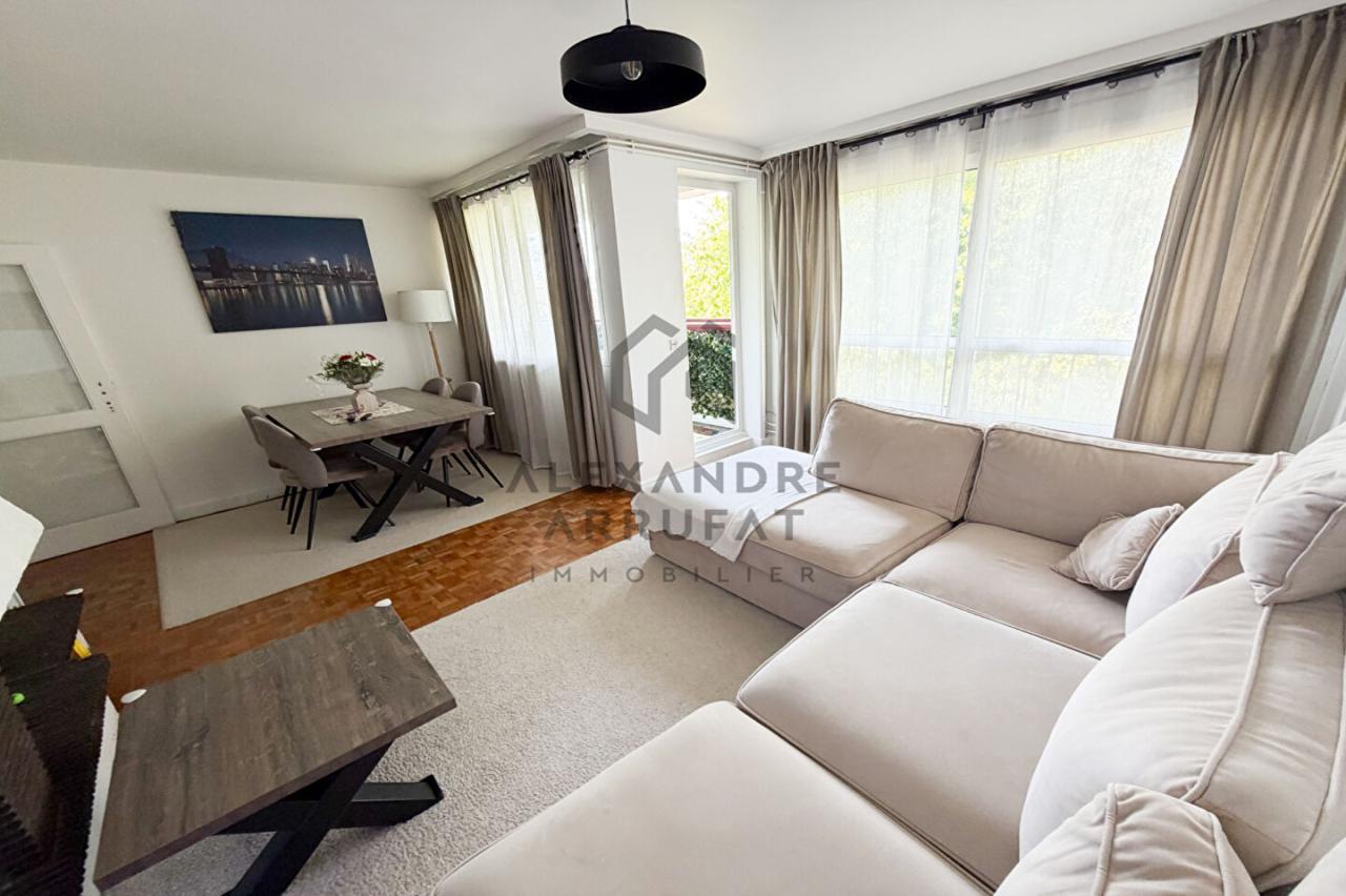 Appartement 4 pièces 82 m² · à Combs-la-Ville · 82 m² · 185 000 €